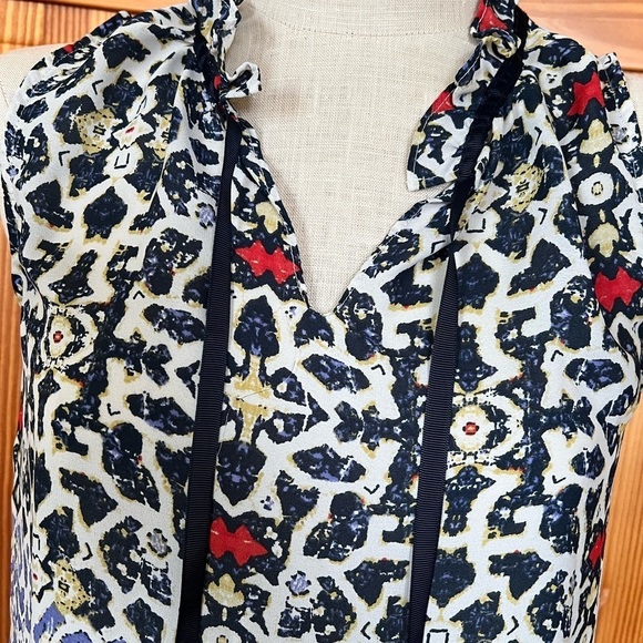 Violet + Claire Small Ikat Sleevless Blouse Ruffle Office Cadual Boho - Picture 5 of 8